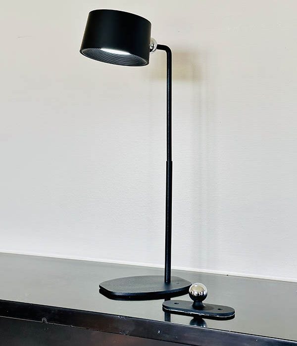Bureaulamp design LED op accu met wandbevestiging, zwart HomeBound by KY, Kolony, 14x8,5x32 cm 2