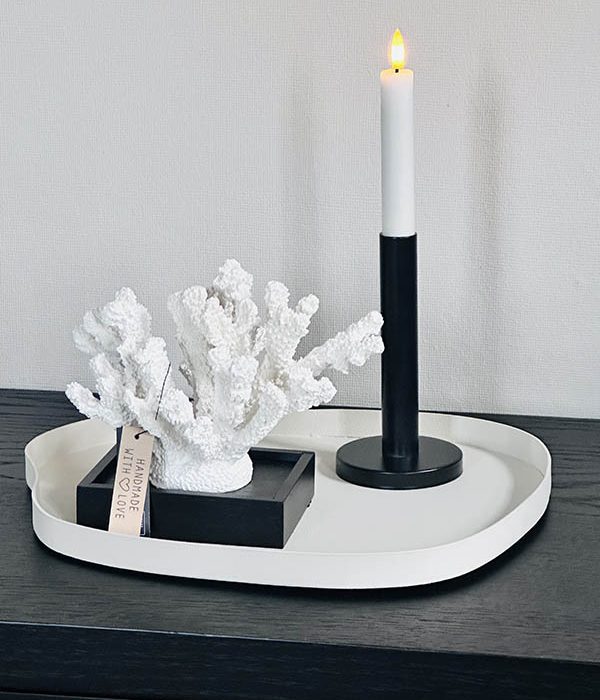 Vase The World Bariri Dienblad Ivory – sfeerbeeld met styling