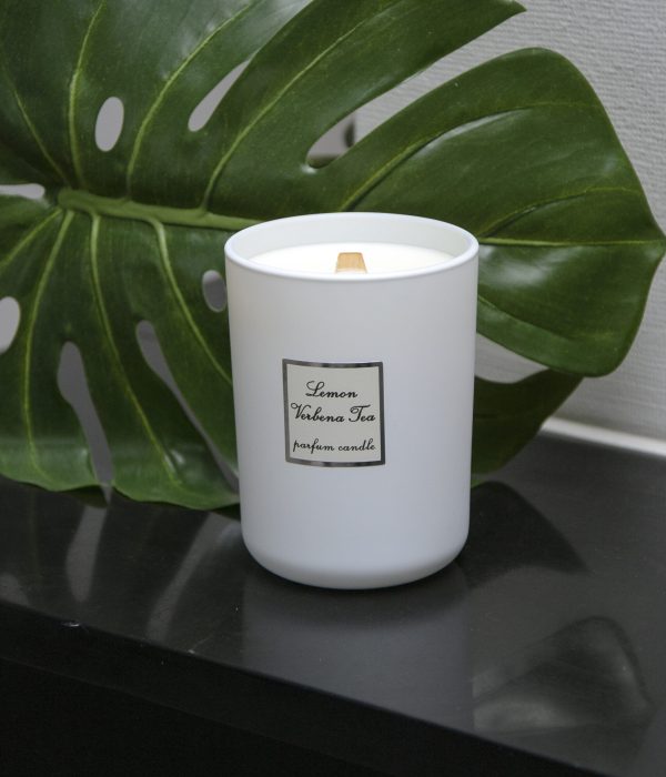 Wittkemper Living geurkaars Lemon Verbena Tea – frisse citrusgeur kaars 100 uur met houten lont