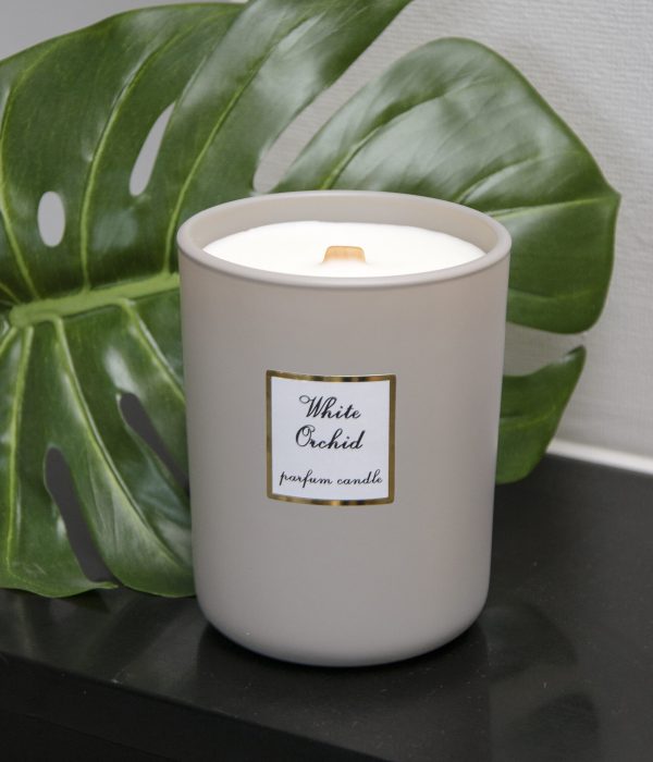 Wittkemper Living geurkaars White Orchid – luxe geurkaars witte orchidee 100 uur met houten lont