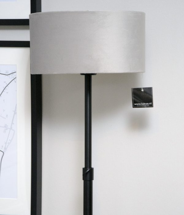 Vloerlamp-Thijs-zwart-metaal-verstelbaar-hardsteen-Luksa-5-scaled-1.jpg