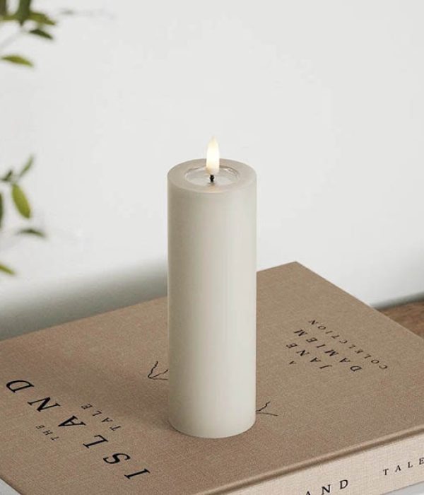 Deluxe Homeart LED stompkaars Sand Ø5×H15 cm als sfeerverlichting in interieur